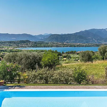 Vittoria Con Piscina E Vista By Wonderful Italy *
